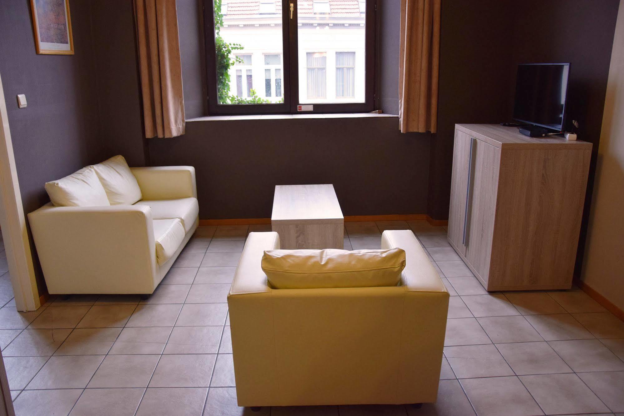 Condo Gardens Anvers Extérieur photo